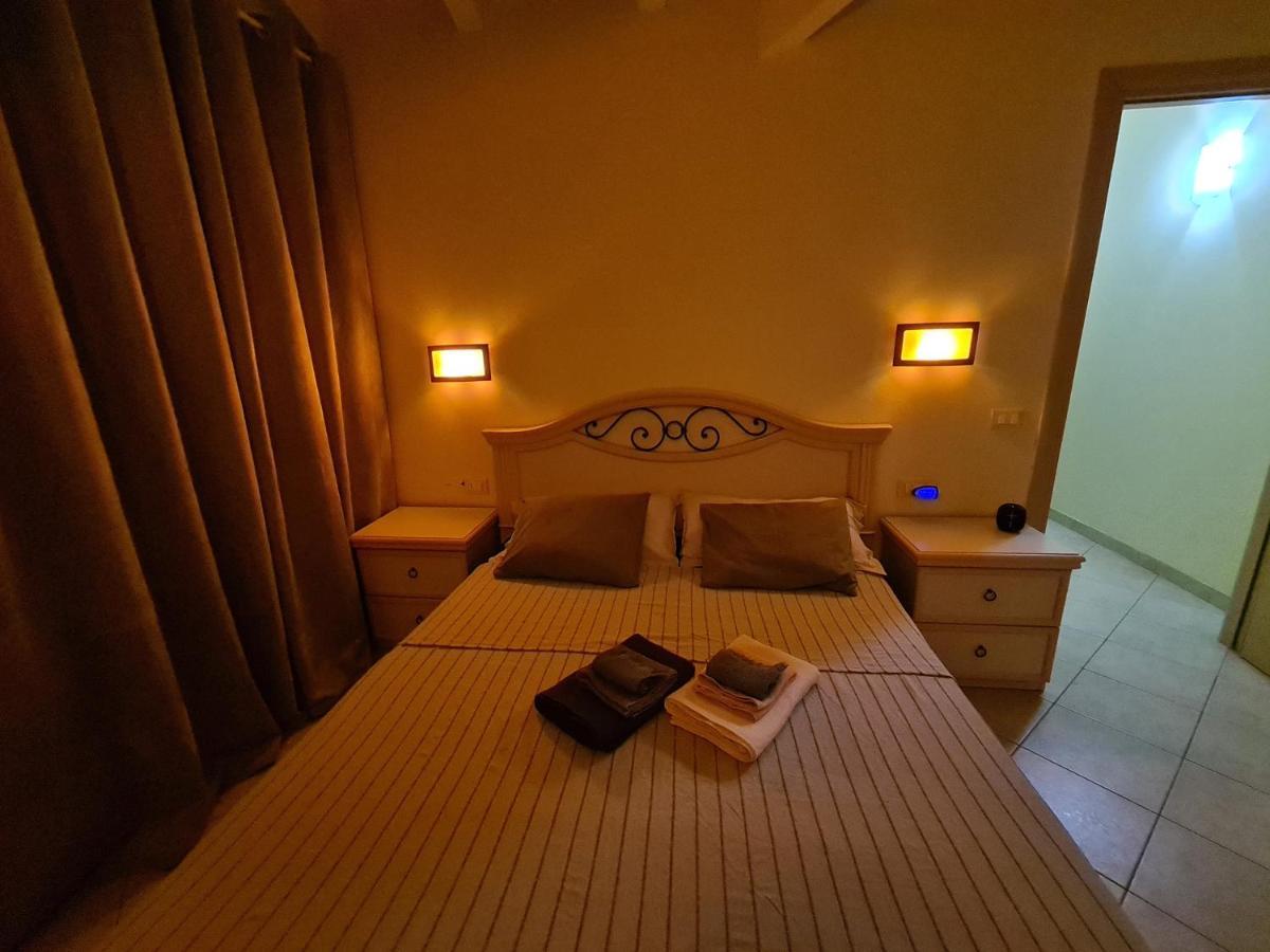 Plaza Top Floor Apartment 圣玛丽亚 外观 照片
