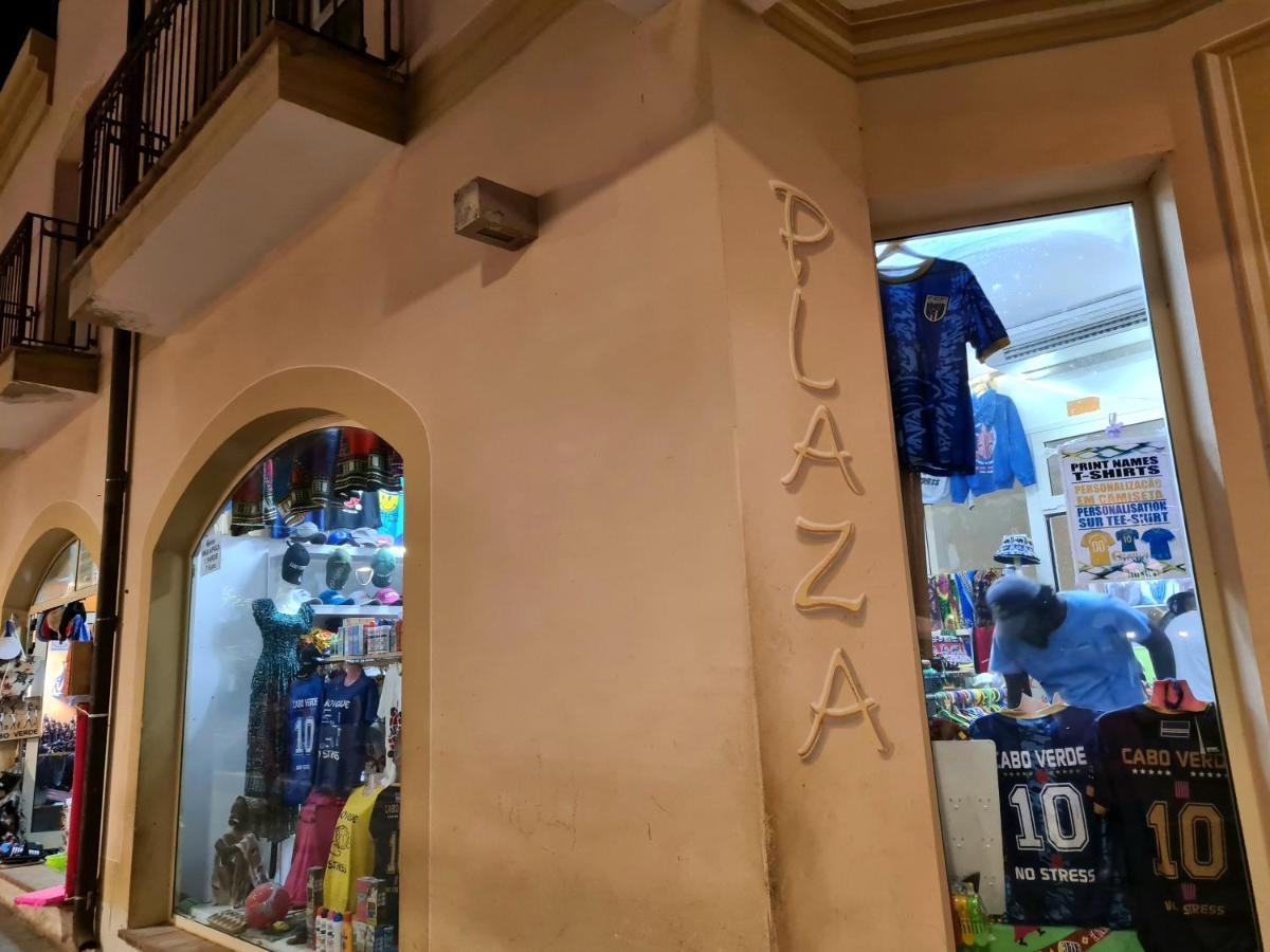 Plaza Top Floor Apartment 圣玛丽亚 外观 照片